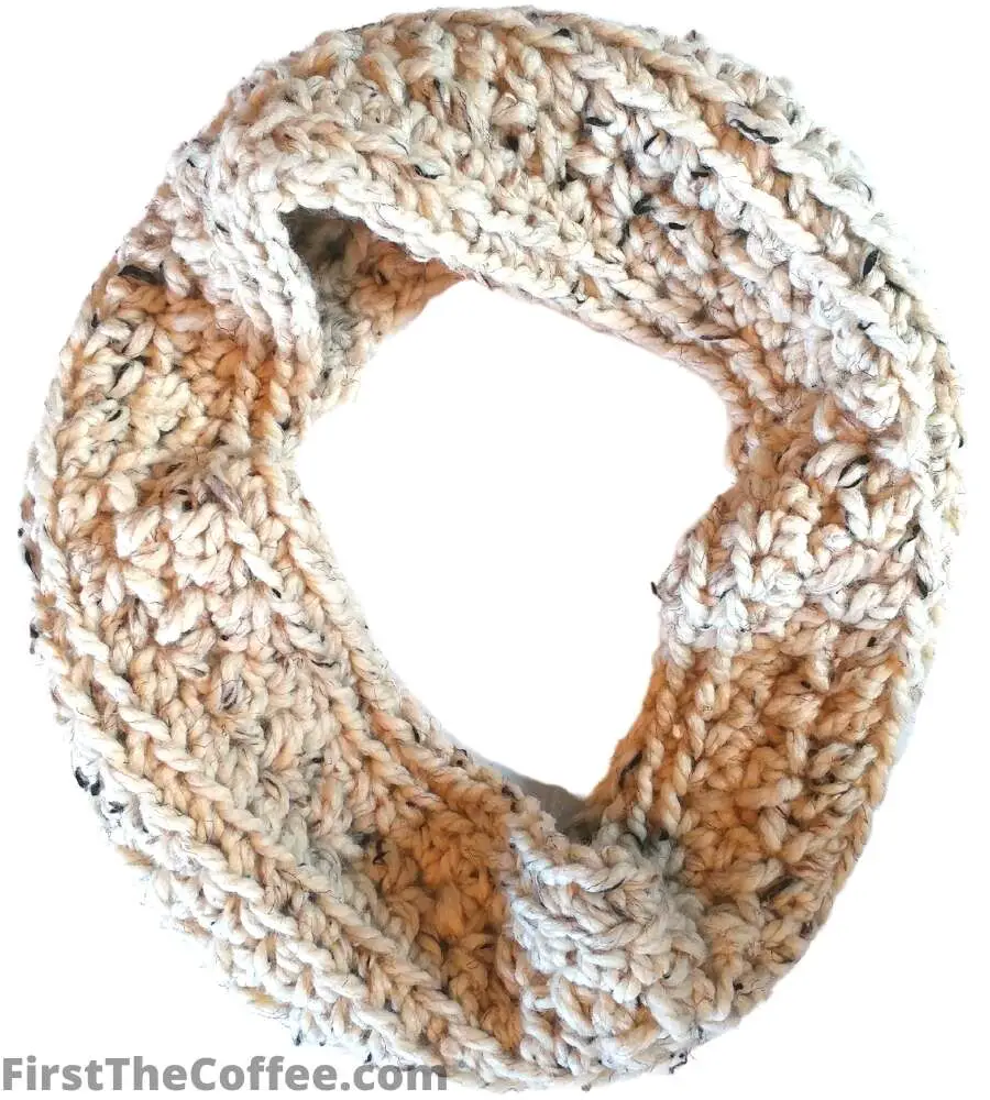 Quick Oatmeal Crochet Cowl