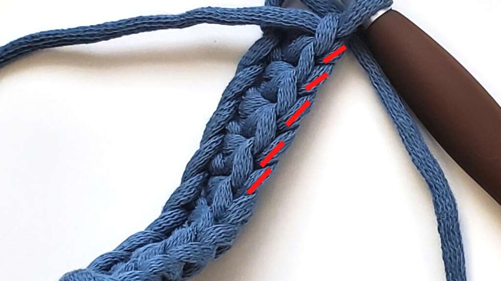 Front Loops of stitch tops marked with red line