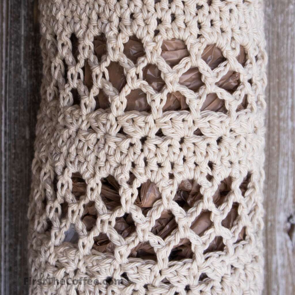 Farmhouse Style Crochet Bag Holder Upclose